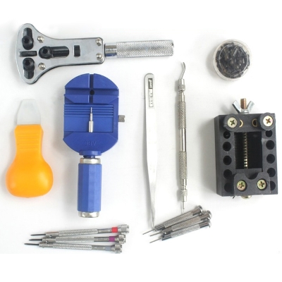 dung cu sua chua dong ho 13 mon 2