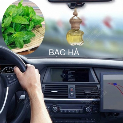 tinh dau bac ha treo xe